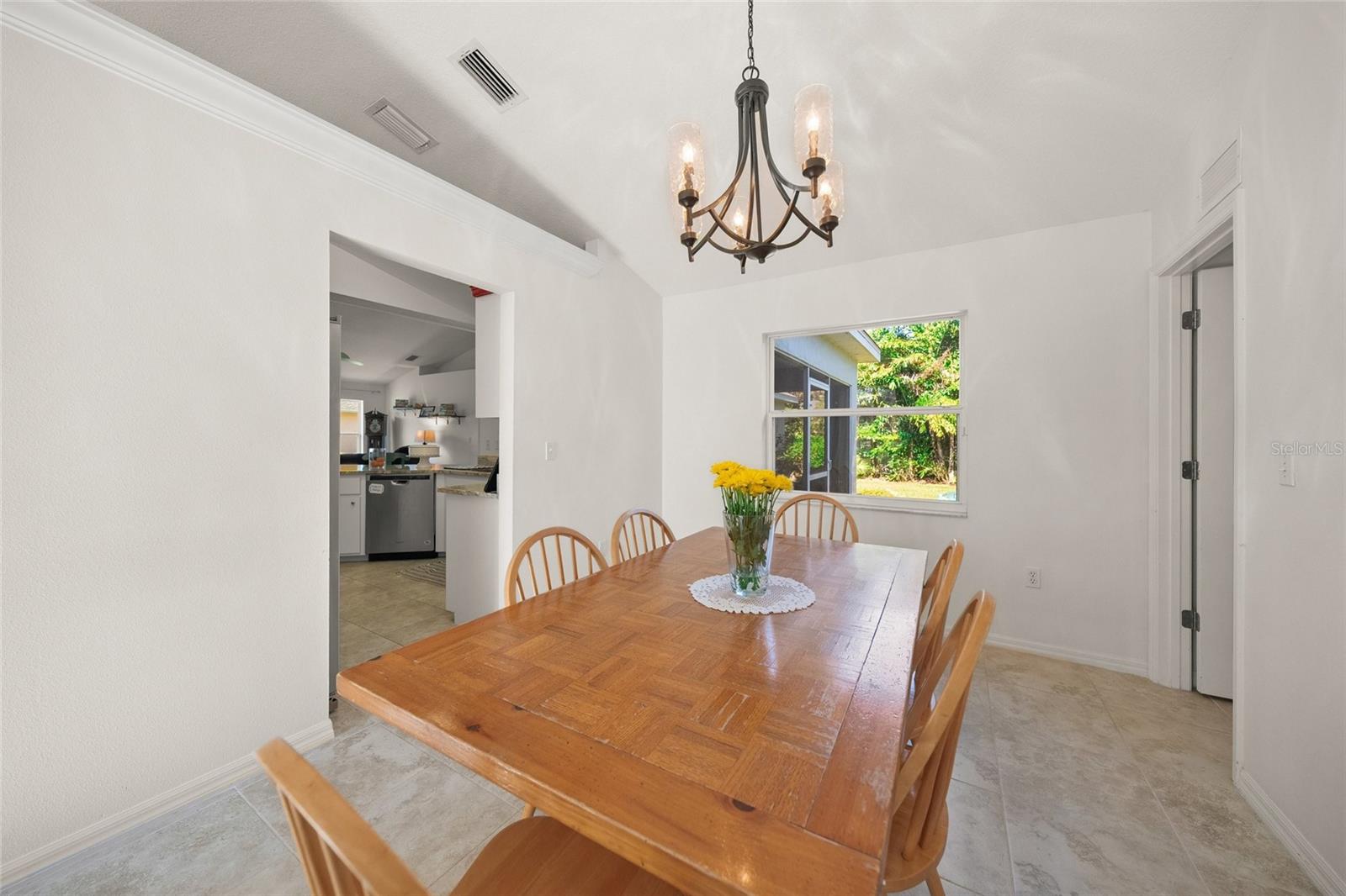 Image 15 of 43 For 4140 Malden Drive