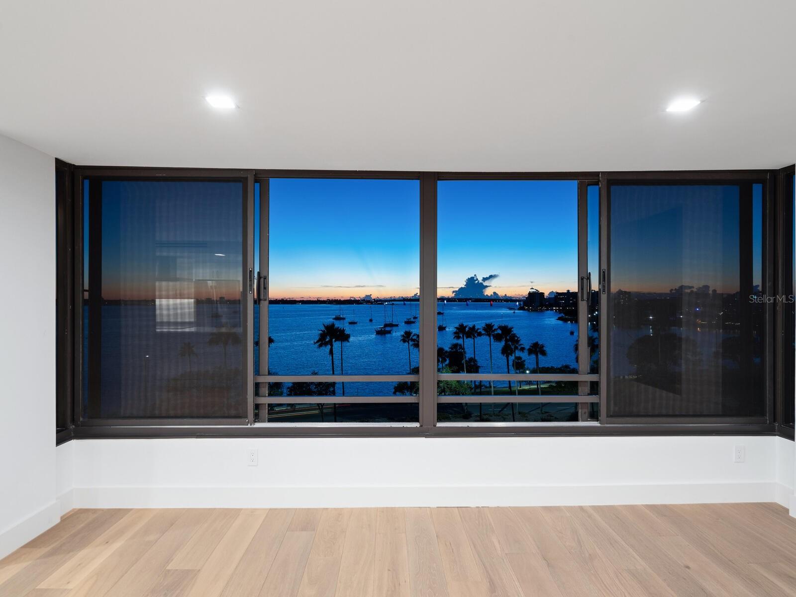 Image 25 of 52 For 770 Palm Avenue 604