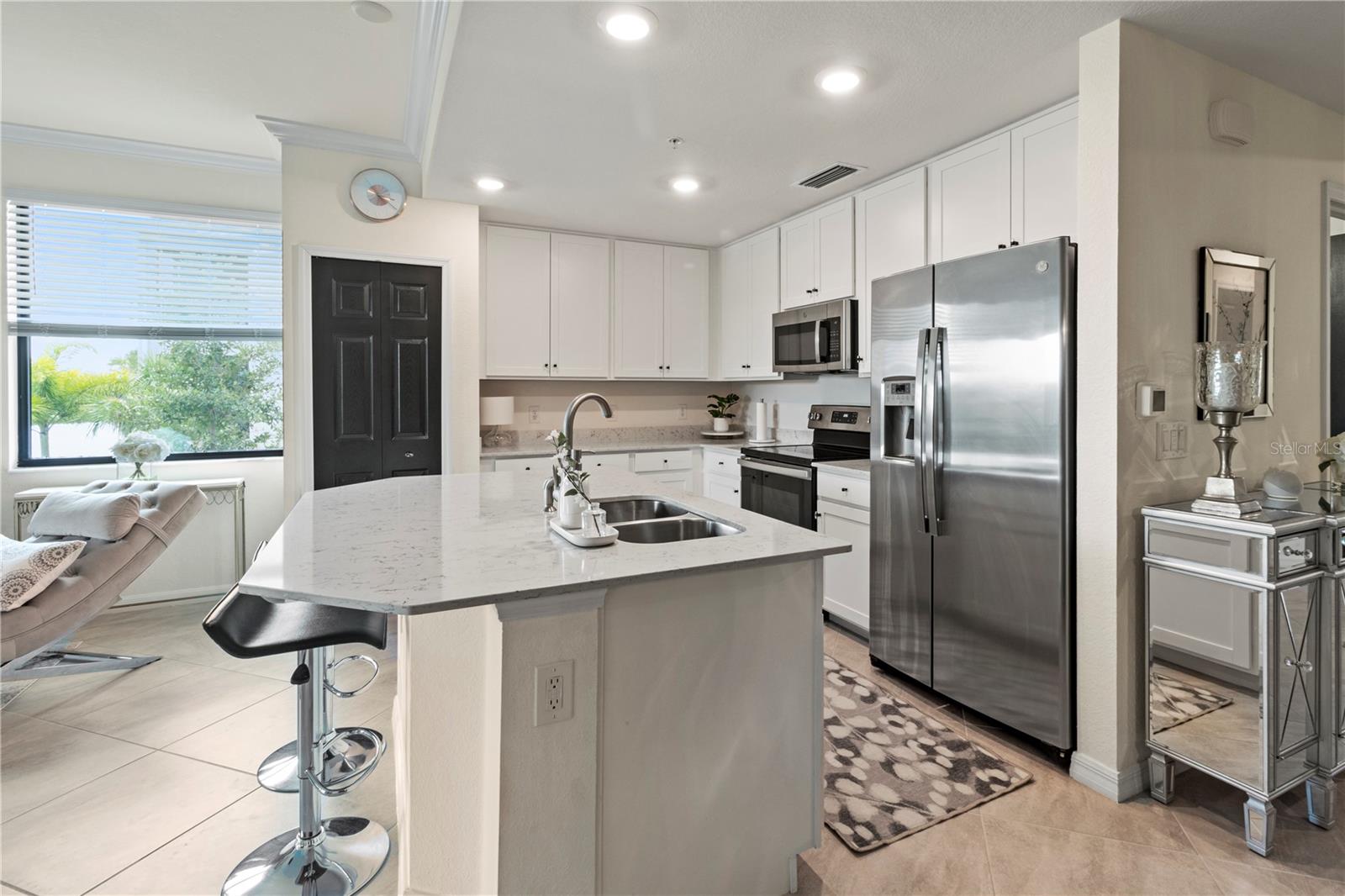 Image 14 of 89 For 17724 Gawthrop Drive 208