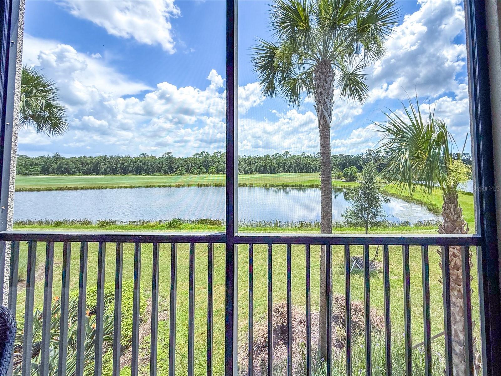 Image 44 of 89 For 17724 Gawthrop Drive 208