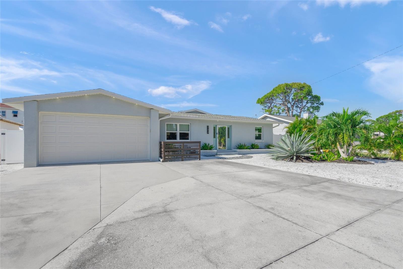 Details for 744 Guild Drive, VENICE, FL 34285