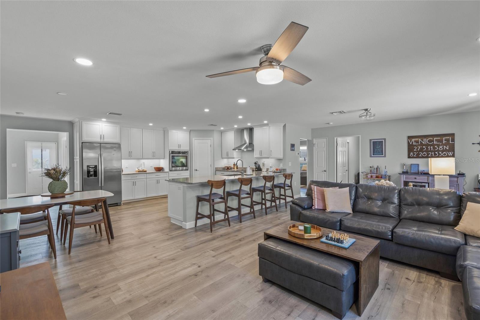 Image 9 of 47 For 744 Guild Drive