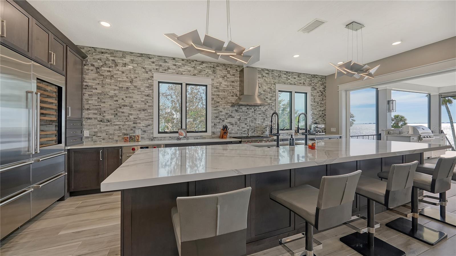 Image 10 of 50 For 7418 Westmoreland Drive