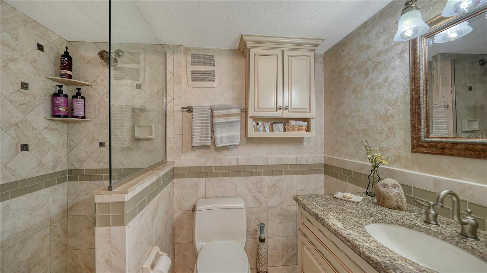 Image 32 of 50 For 7418 Westmoreland Drive