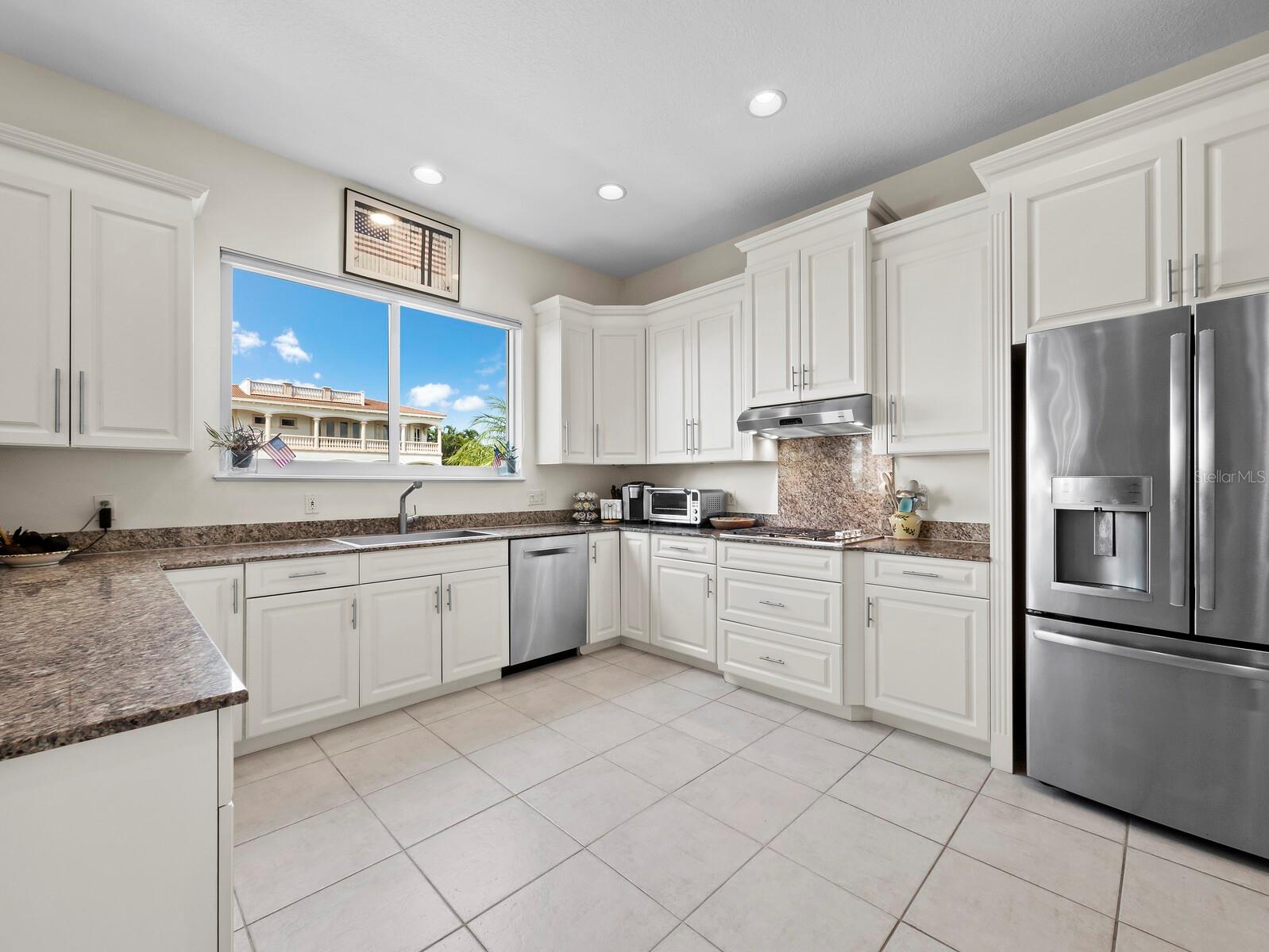 Image 16 of 43 For 573 Spinnaker Lane