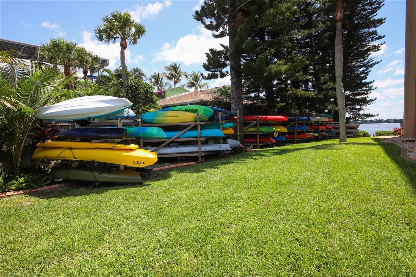 Image 52 of 53 For 9011 Midnight Pass Road 426