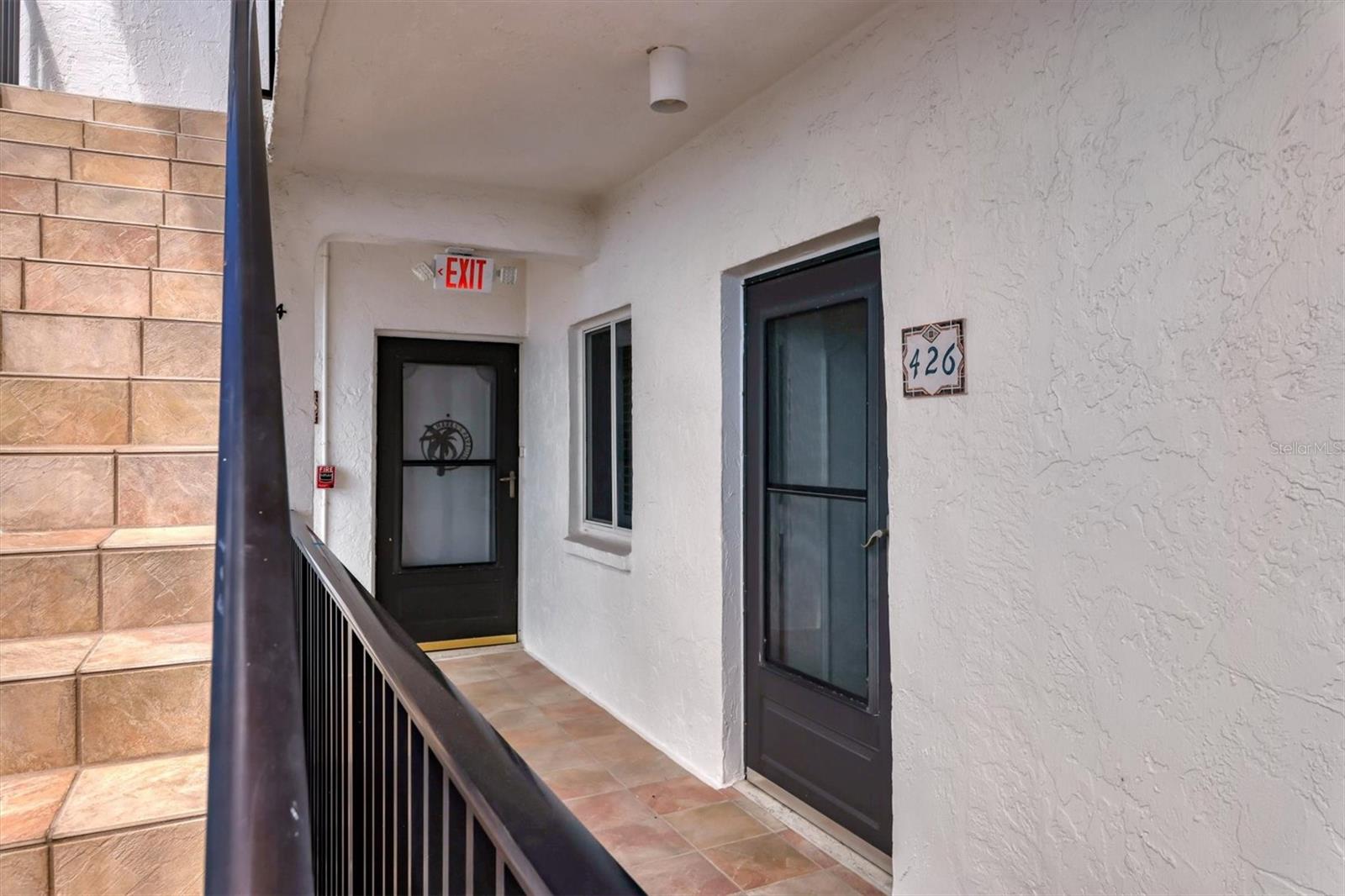 Image 8 of 53 For 9011 Midnight Pass Road 426