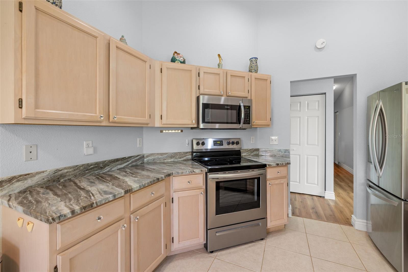 Image 11 of 44 For 4846 Raintree Street Circle E