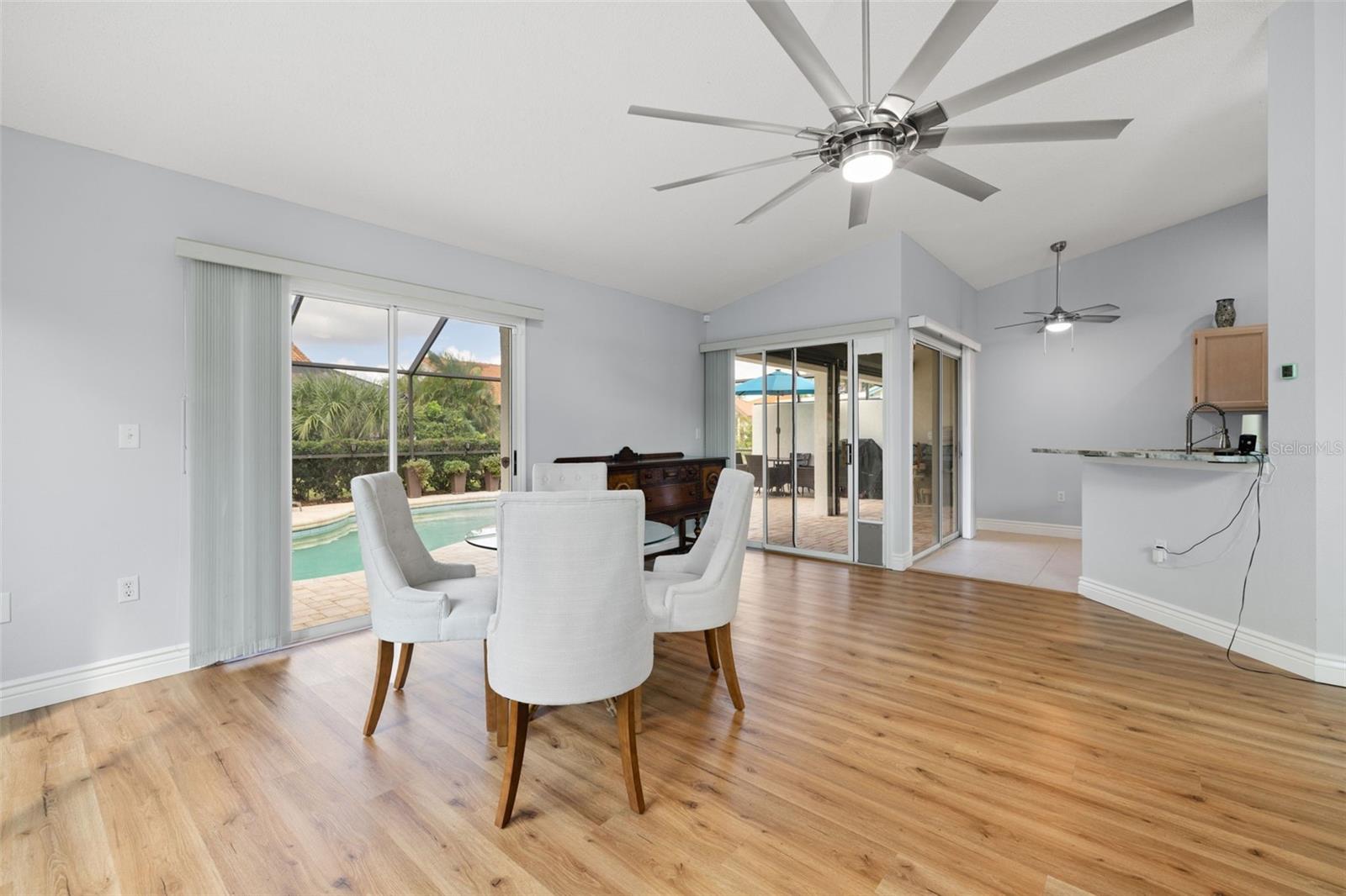Image 6 of 44 For 4846 Raintree Street Circle E