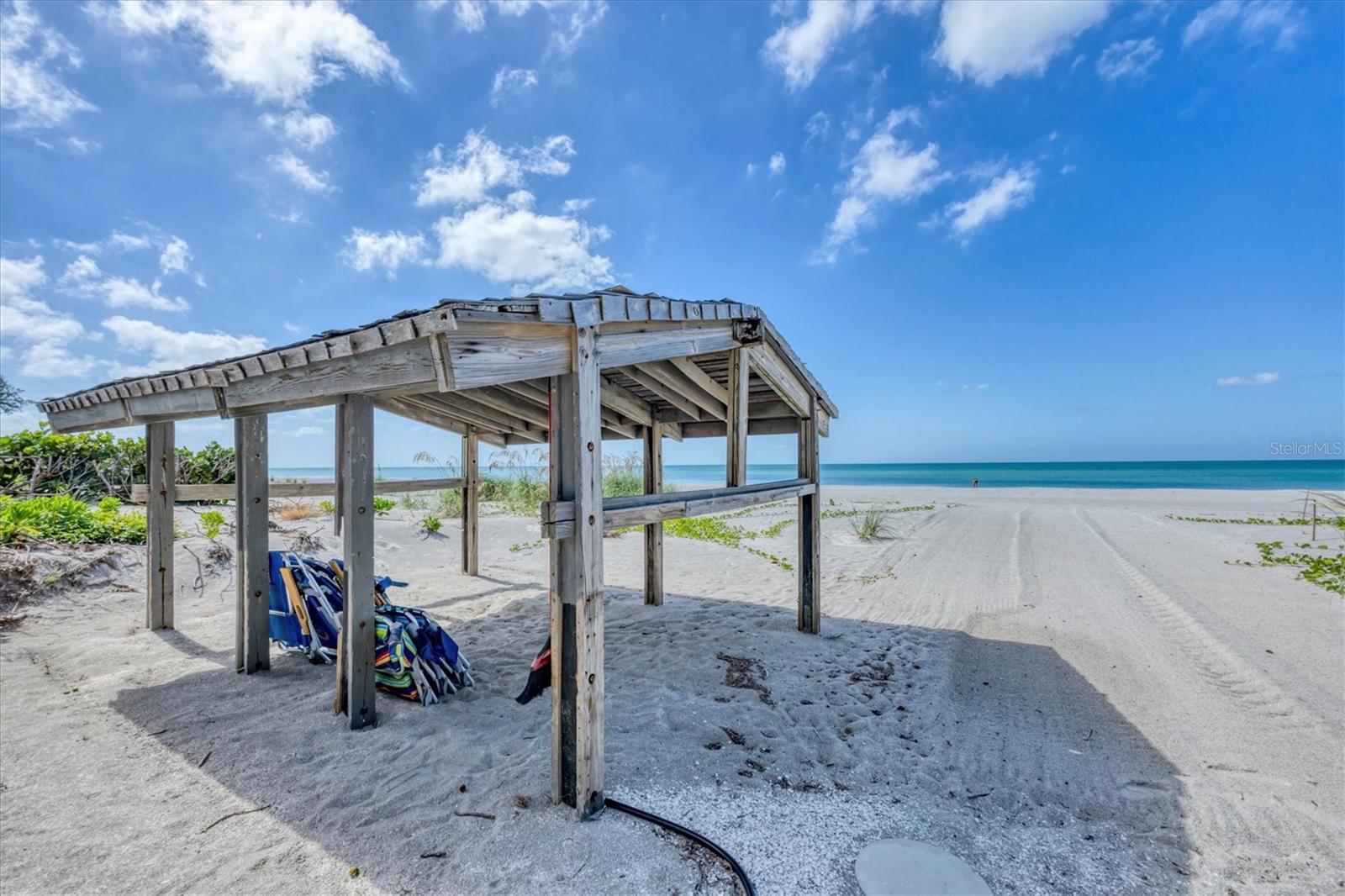 Image 27 of 32 For 4325 Gulf Of Mexico Drive 102
