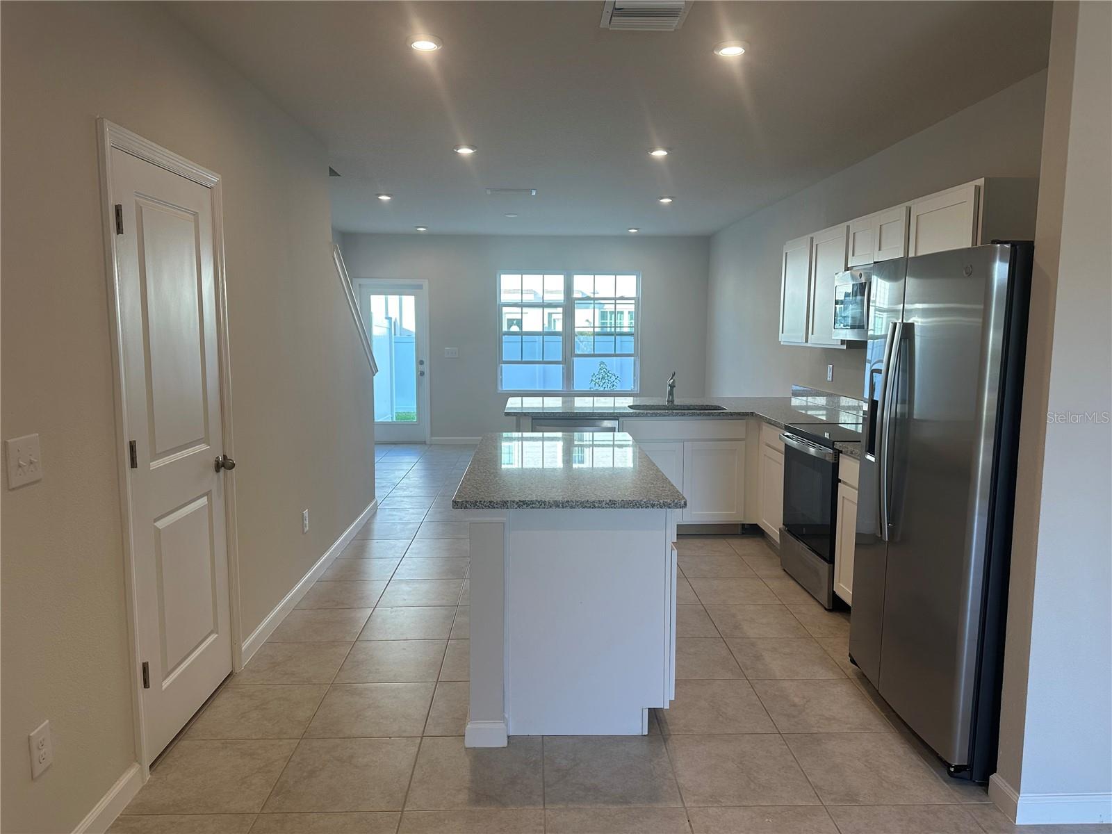 Image 3 of 10 For 14151 Crimson Avenue