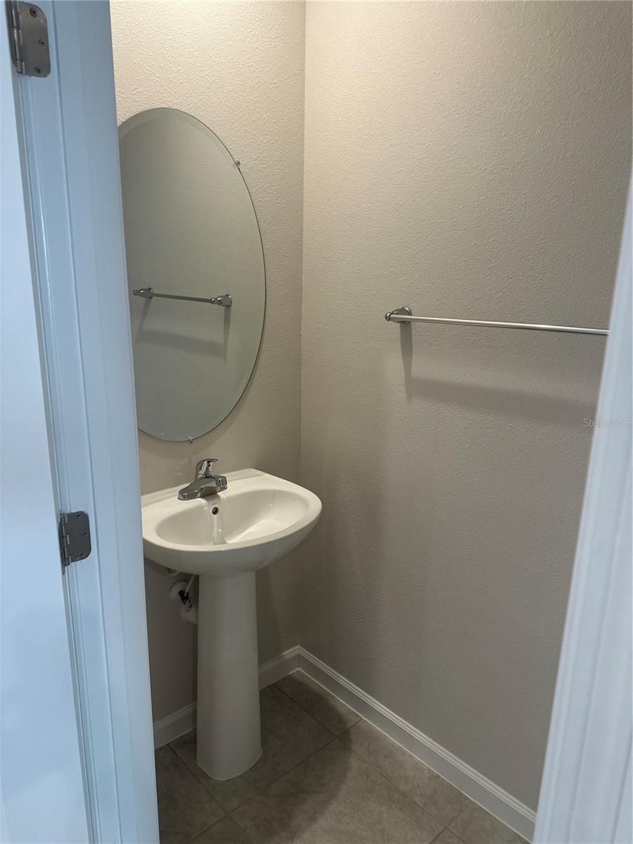 Image 6 of 10 For 14151 Crimson Avenue