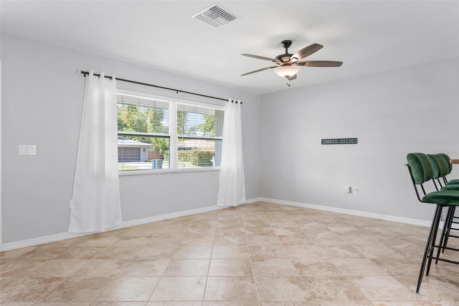Image 6 of 33 For 4543 Galway Drive
