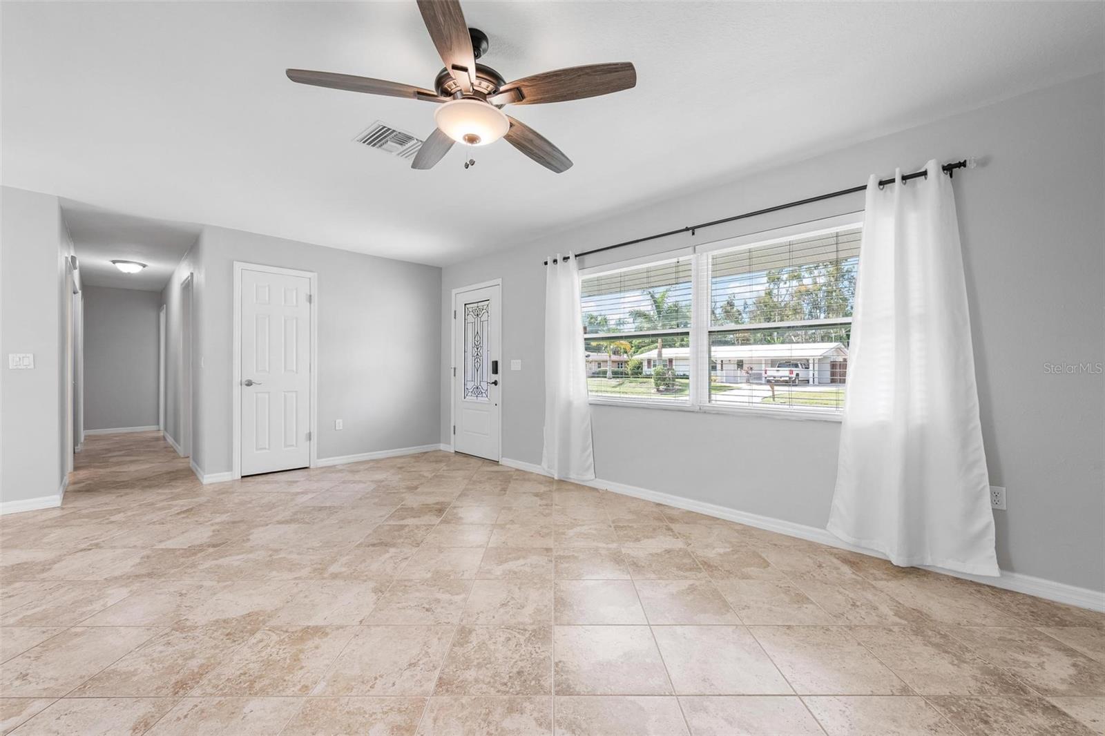 Image 7 of 33 For 4543 Galway Drive