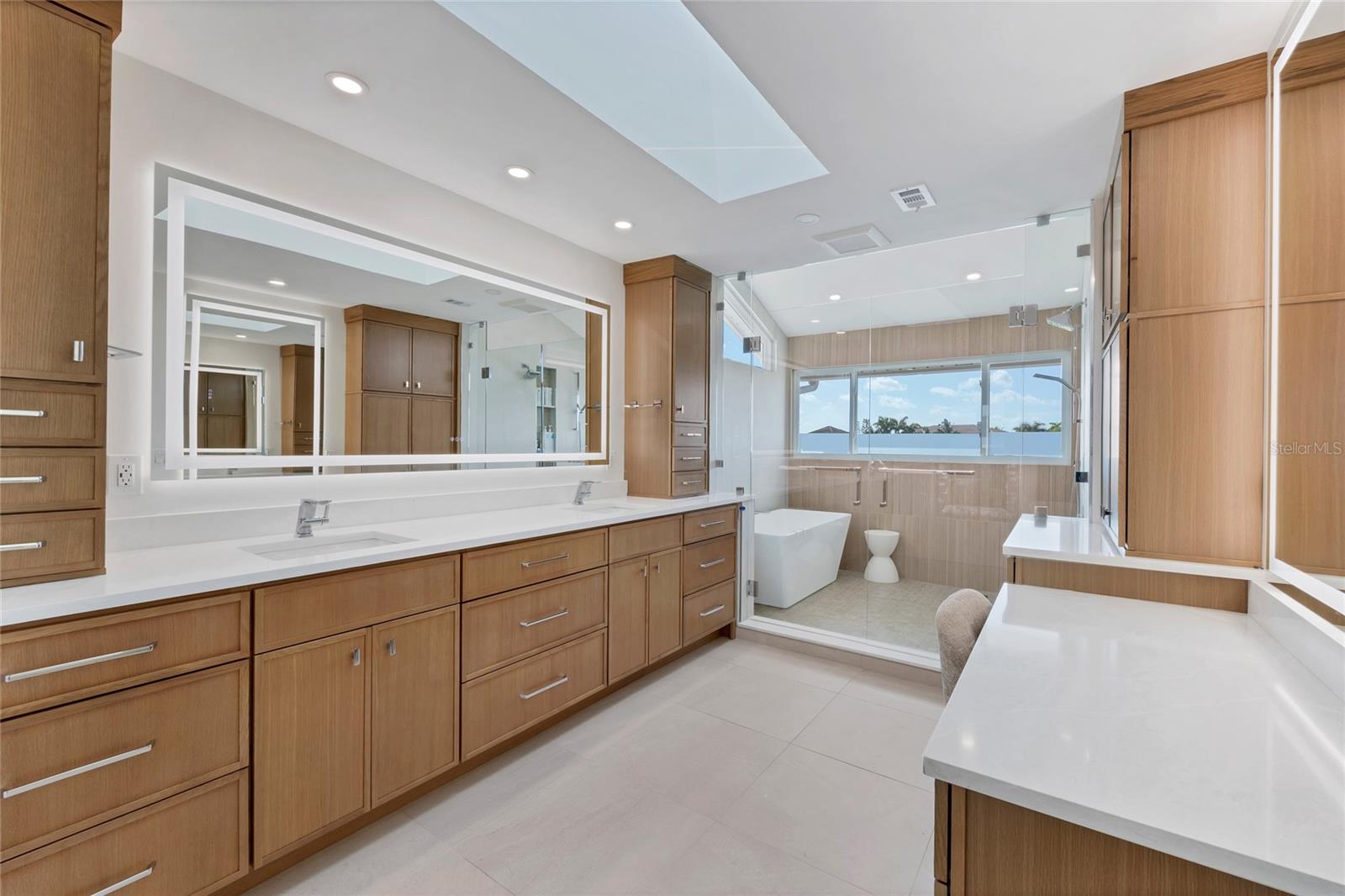 Image 37 of 55 For 225 Little Pond Lane