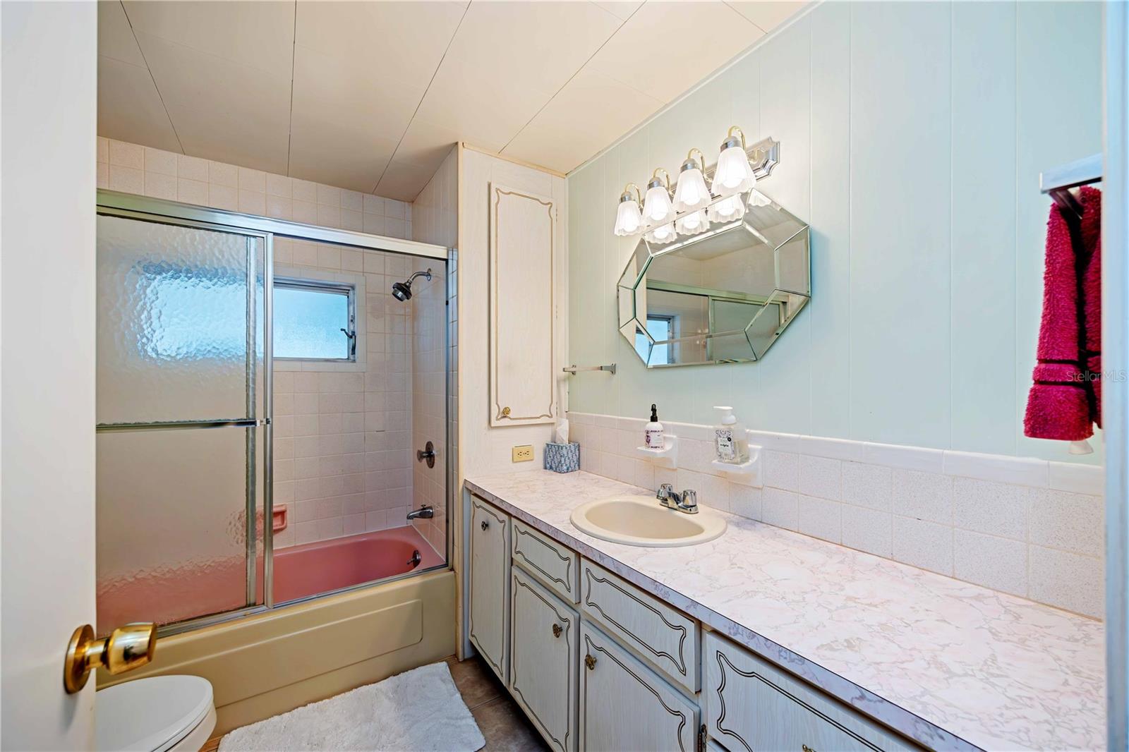 Image 12 of 25 For 5512 Colleen Drive