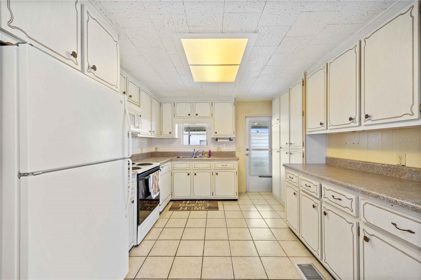 Image 6 of 25 For 5512 Colleen Drive