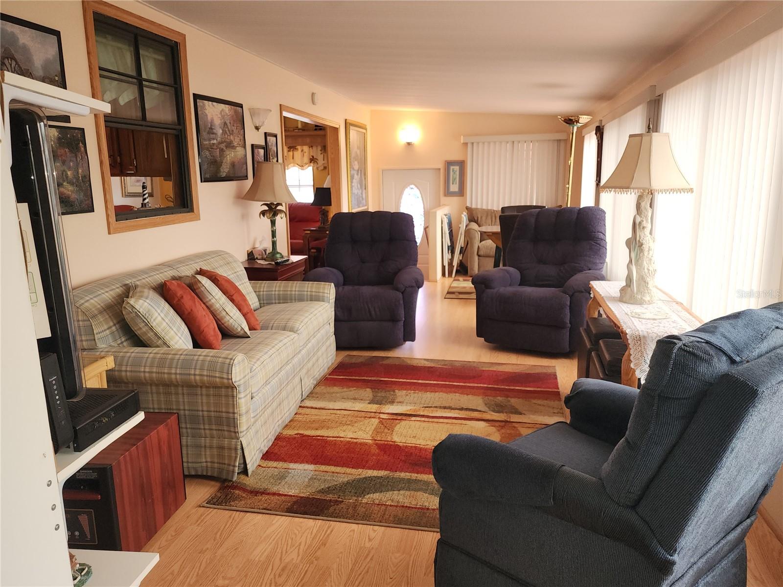 Image 14 of 18 For 1674 University Parkway 389