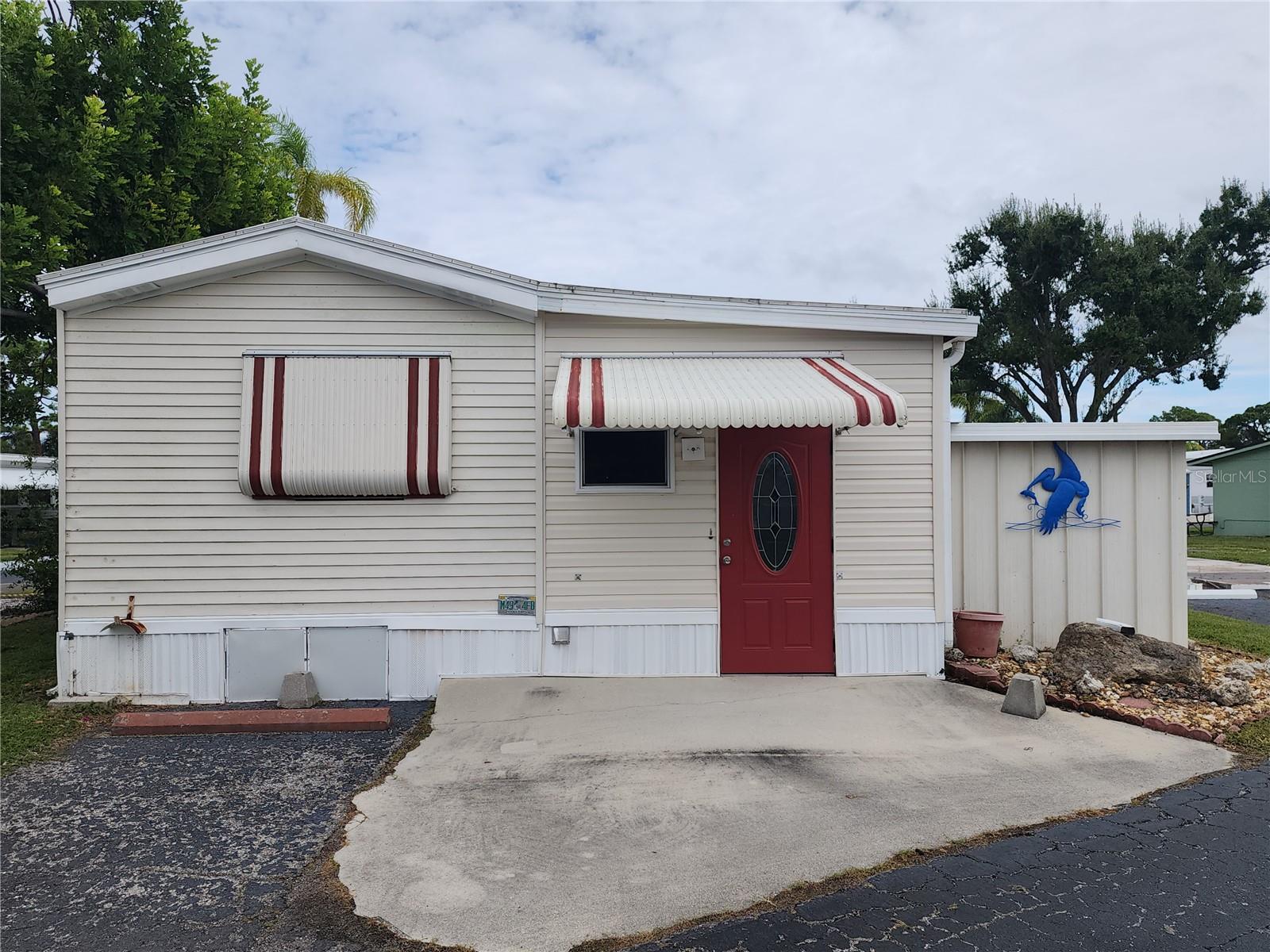 Image 17 of 18 For 1674 University Parkway 389