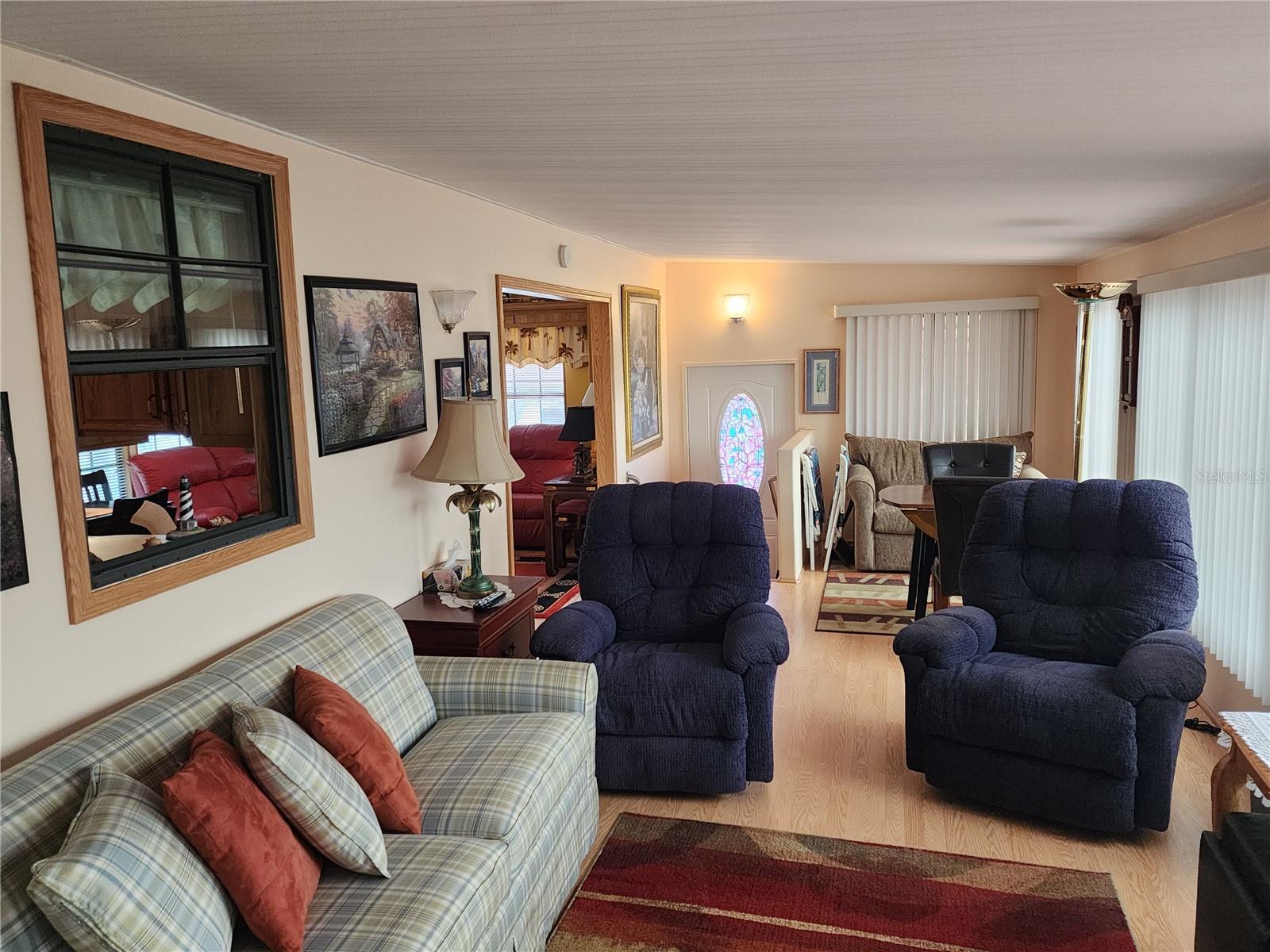 Image 8 of 18 For 1674 University Parkway 389