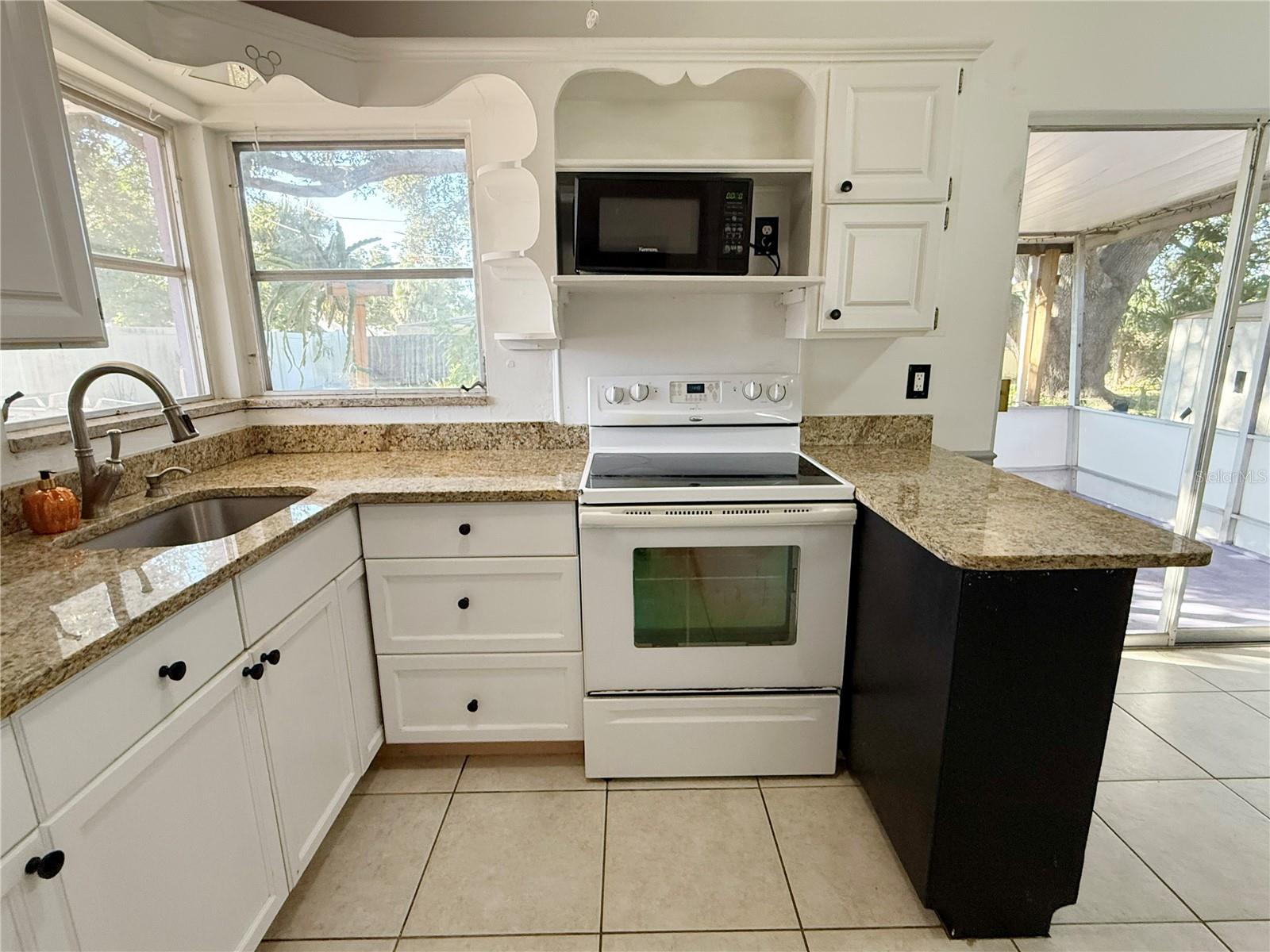 Image 12 of 29 For 3708 Lalani Boulevard