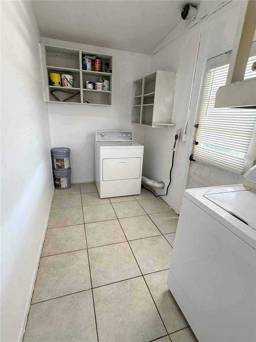 Image 15 of 29 For 3708 Lalani Boulevard