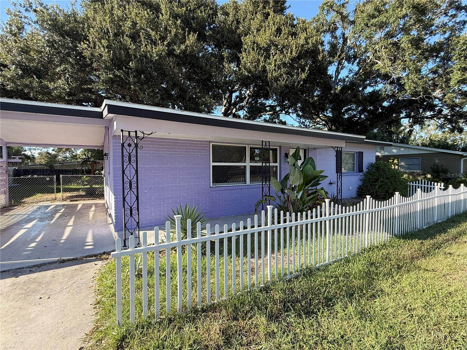 Image 4 of 29 For 3708 Lalani Boulevard