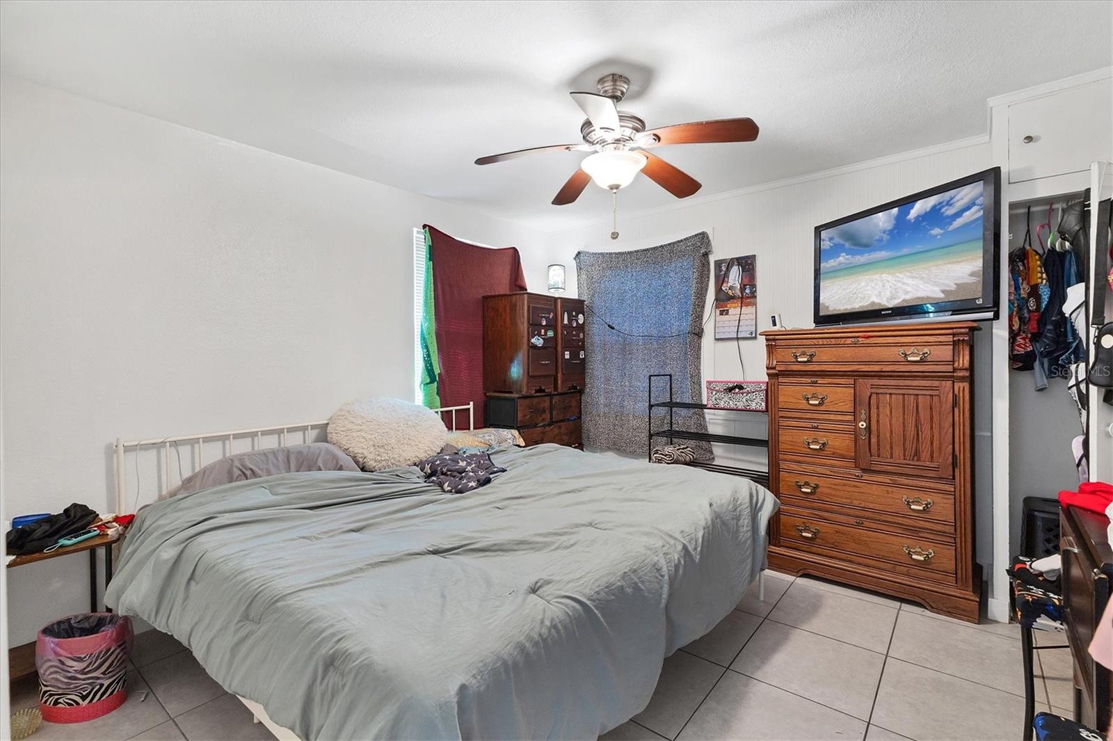 Image 16 of 32 For 234-236 Colonia Lane E