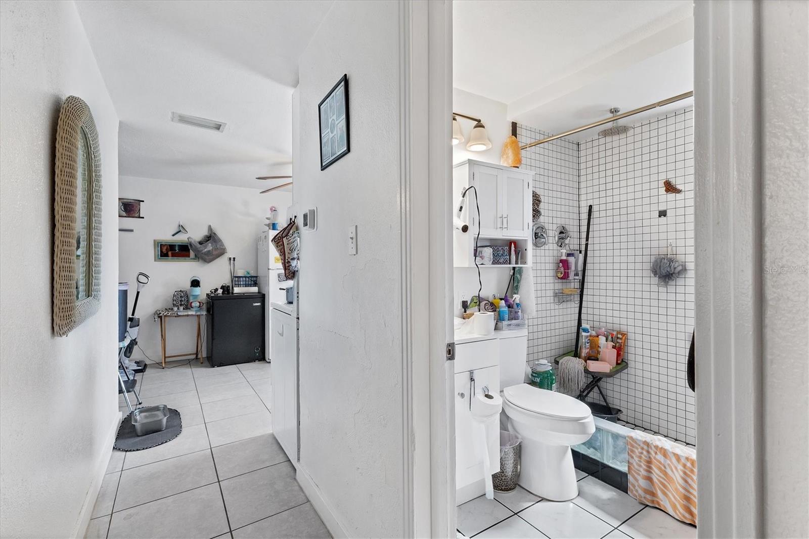 Image 18 of 32 For 234-236 Colonia Lane E