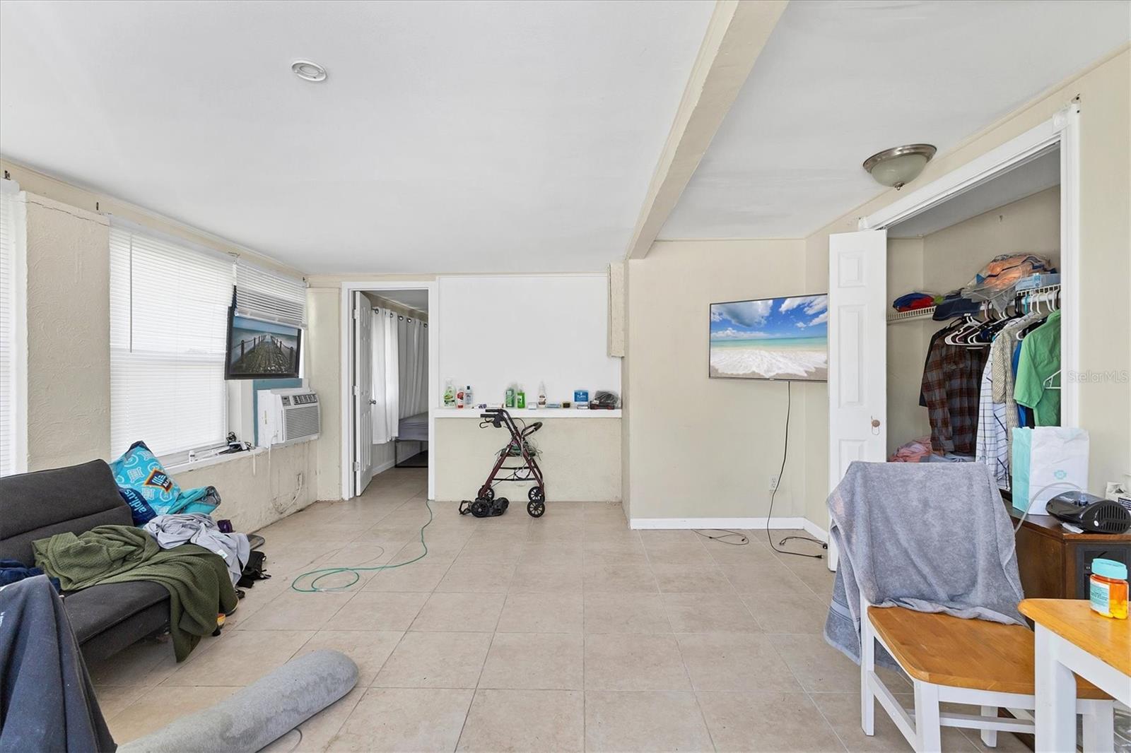 Image 22 of 32 For 234-236 Colonia Lane E