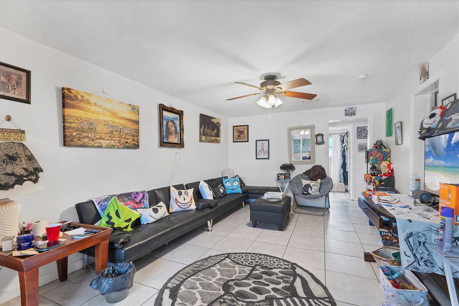 Image 6 of 32 For 234-236 Colonia Lane E