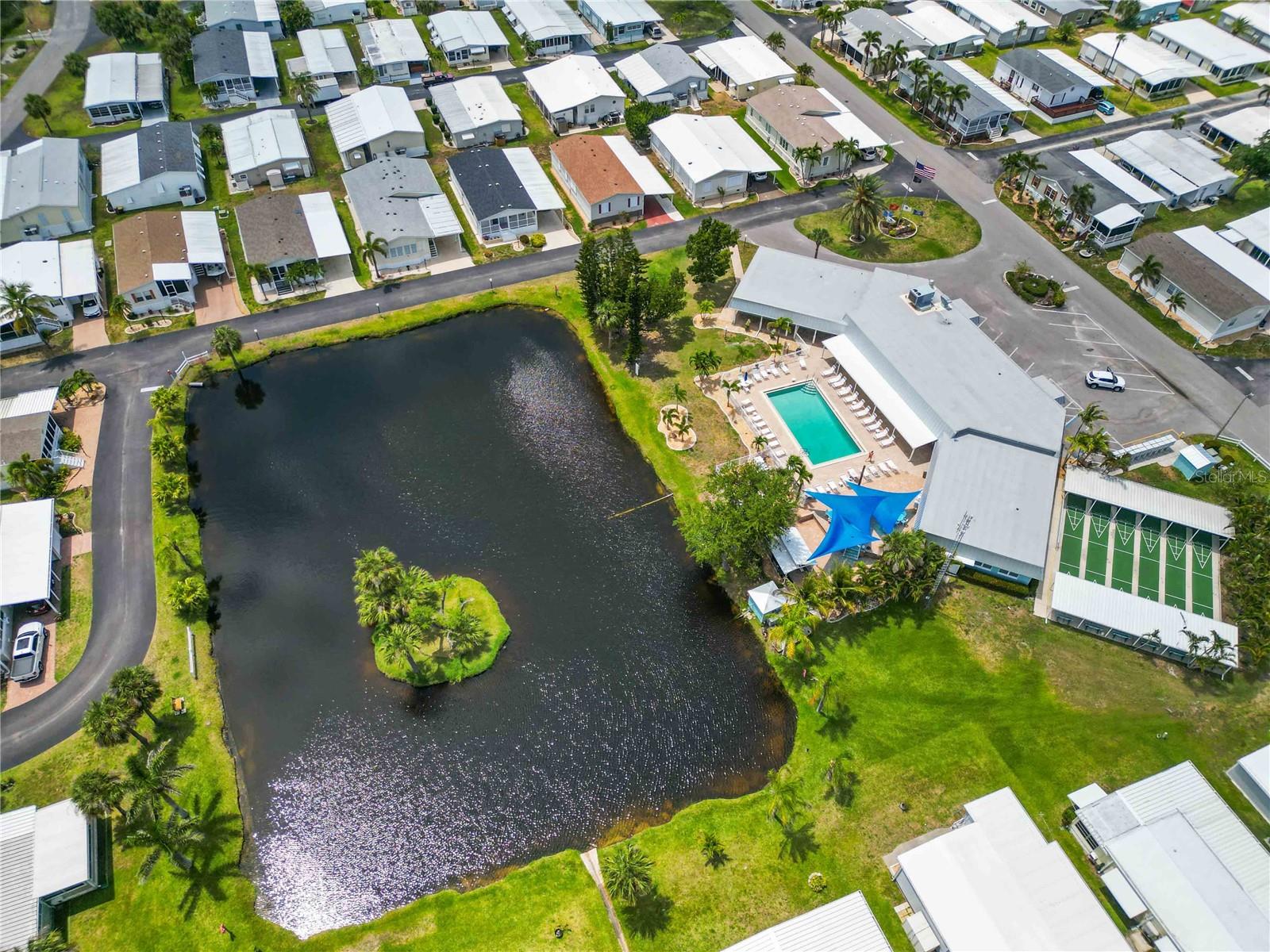 Image 16 of 26 For 10303 Burnt Store Road 11