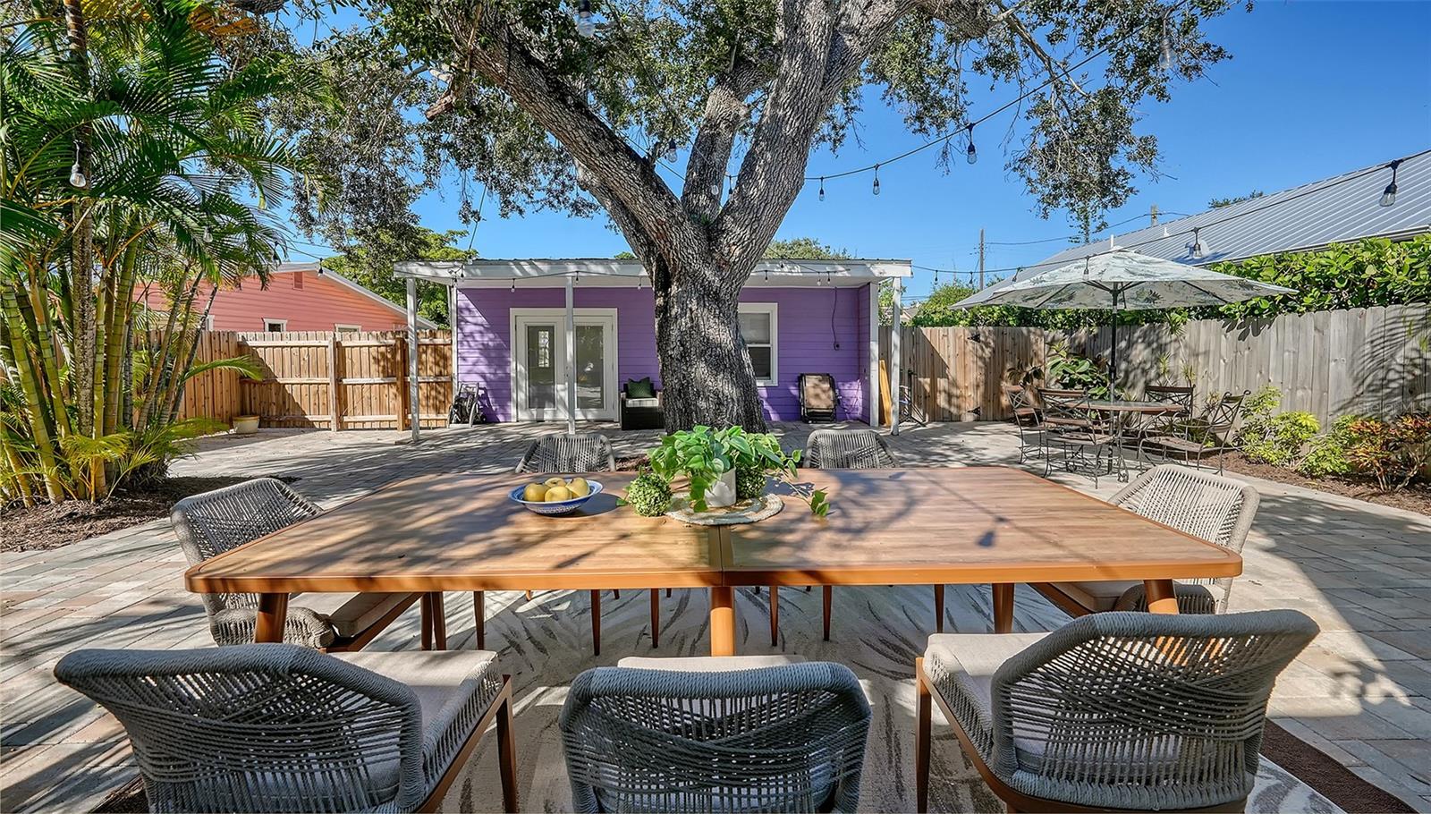 Image 17 of 48 For 521 & 523 Ohio Place