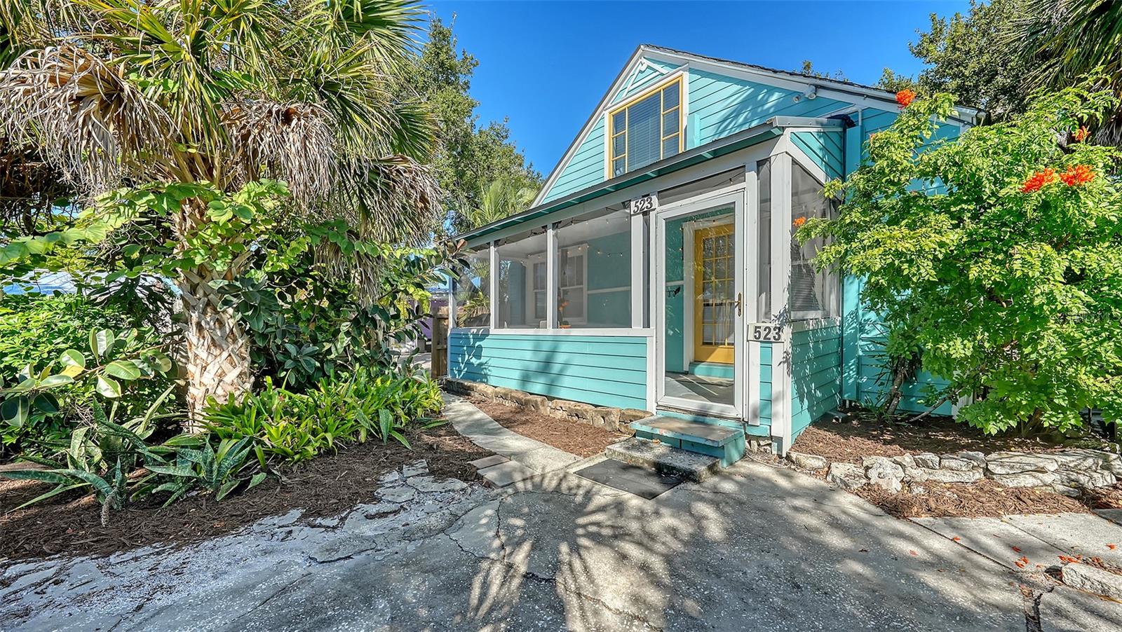 Image 20 of 48 For 521 & 523 Ohio Place