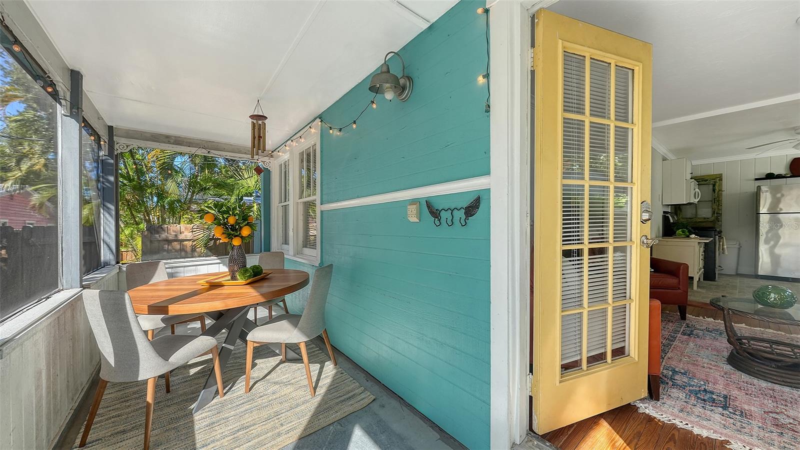 Image 21 of 48 For 521 & 523 Ohio Place