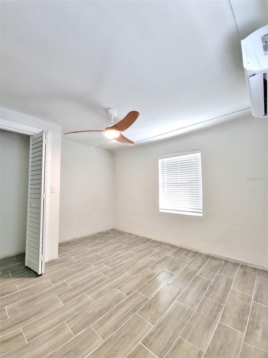 Image 26 of 34 For 322 34th Street W
