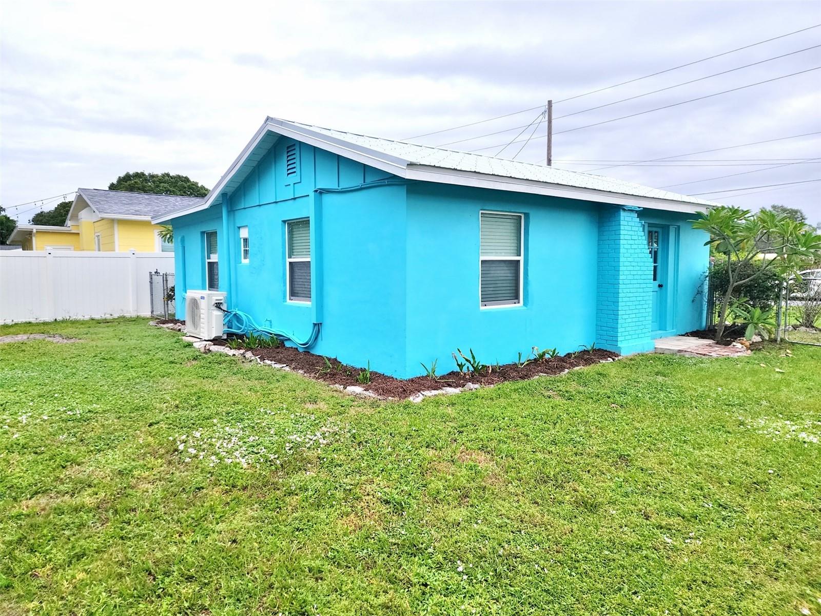 Image 29 of 34 For 322 34th Street W