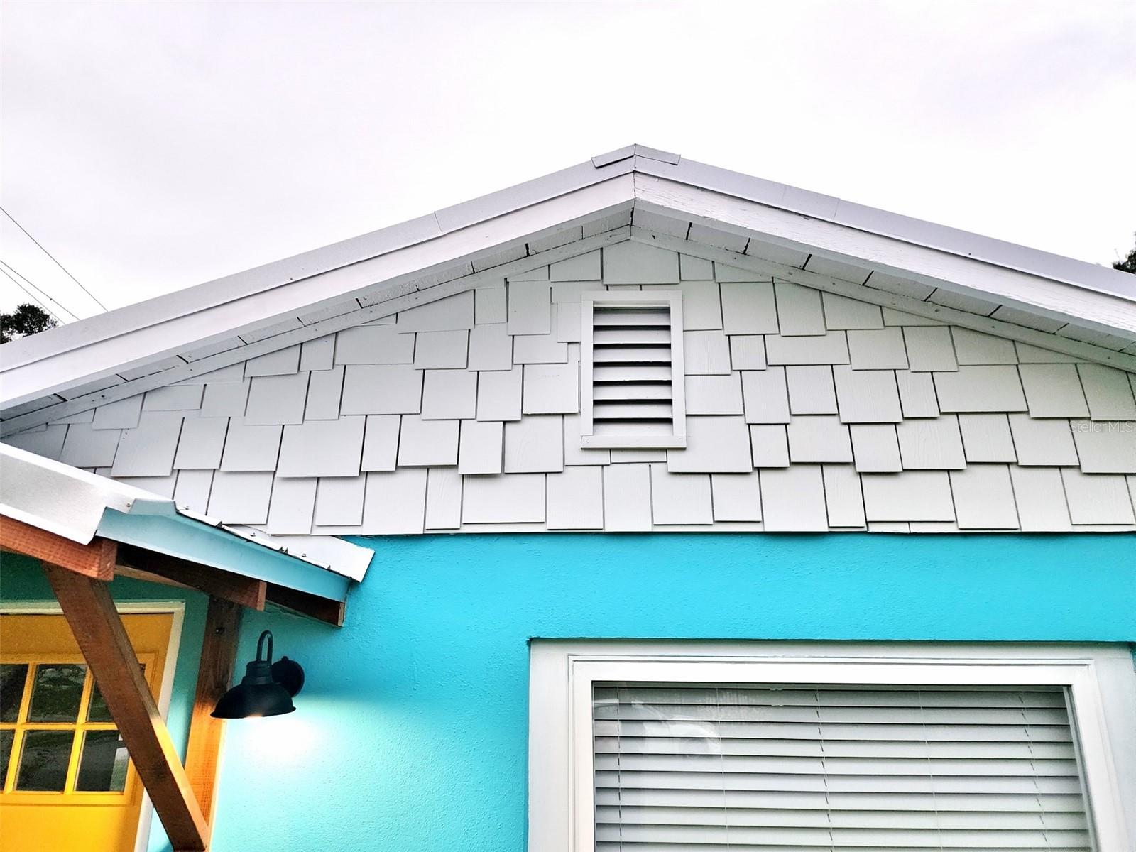 Image 4 of 34 For 322 34th Street W