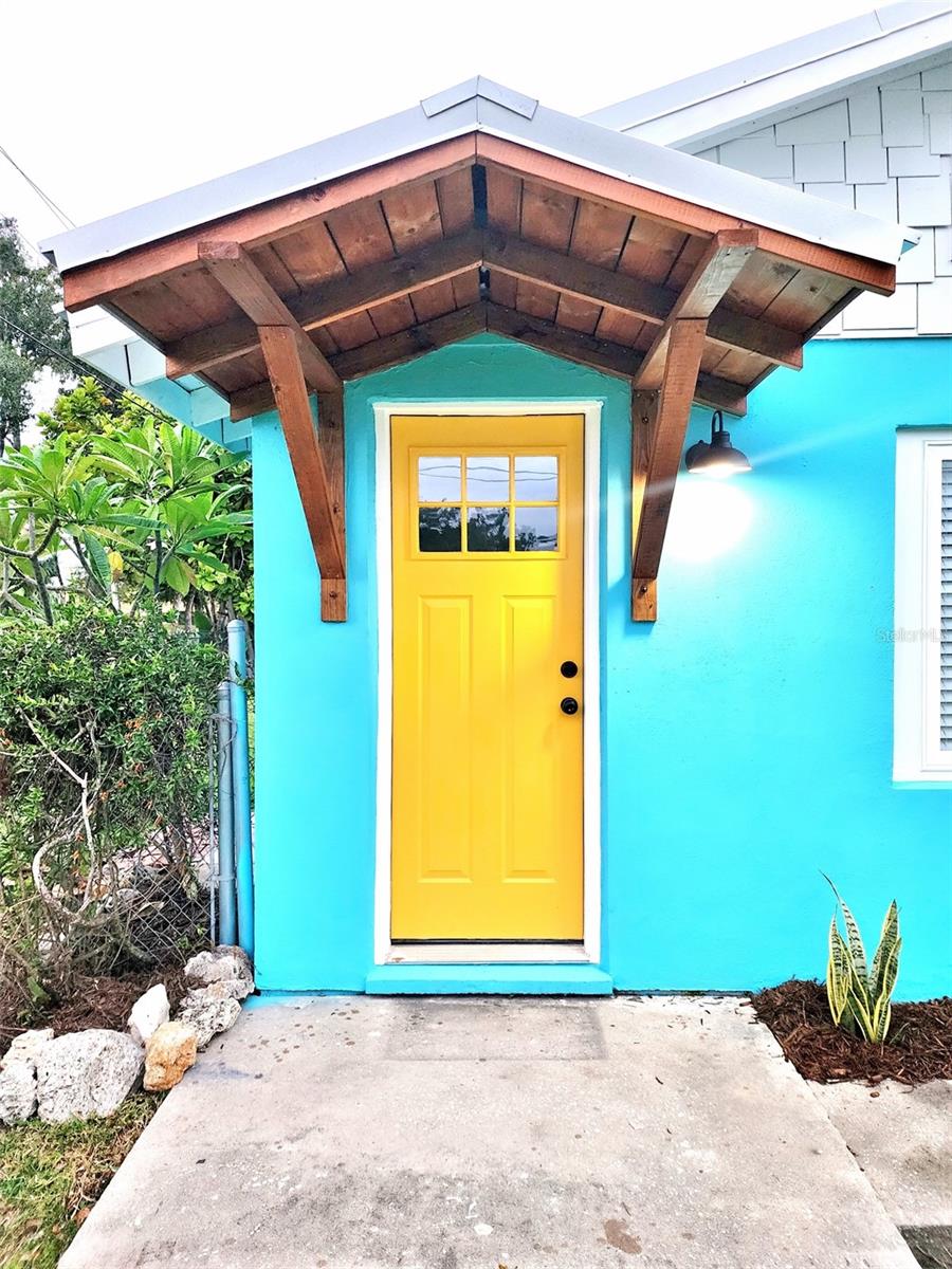 Image 5 of 34 For 322 34th Street W