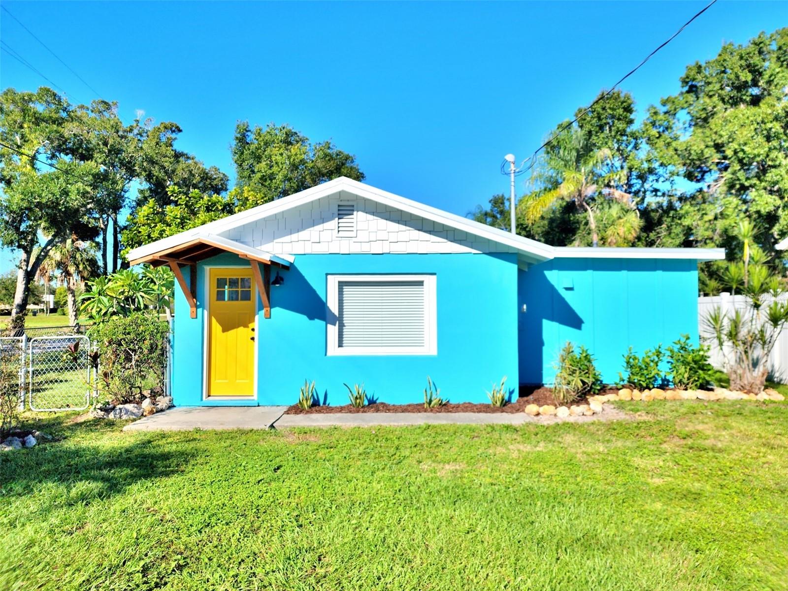 Image 6 of 34 For 322 34th Street W