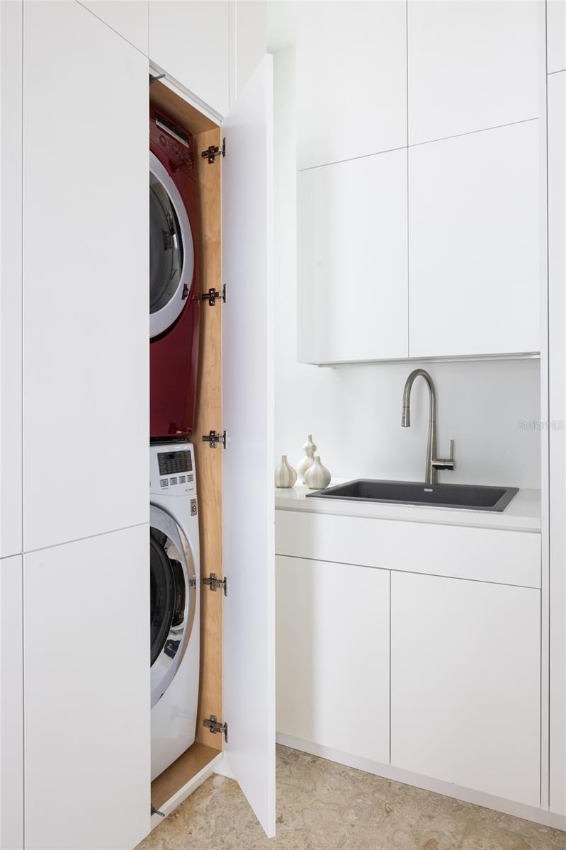 Image 37 of 70 For 1354 Westway Drive