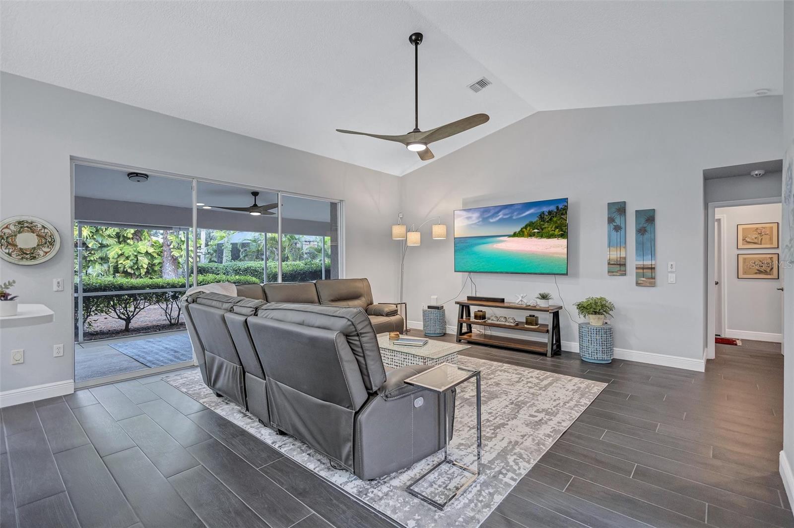 Image 10 of 68 For 2104 Tocobaga Lane