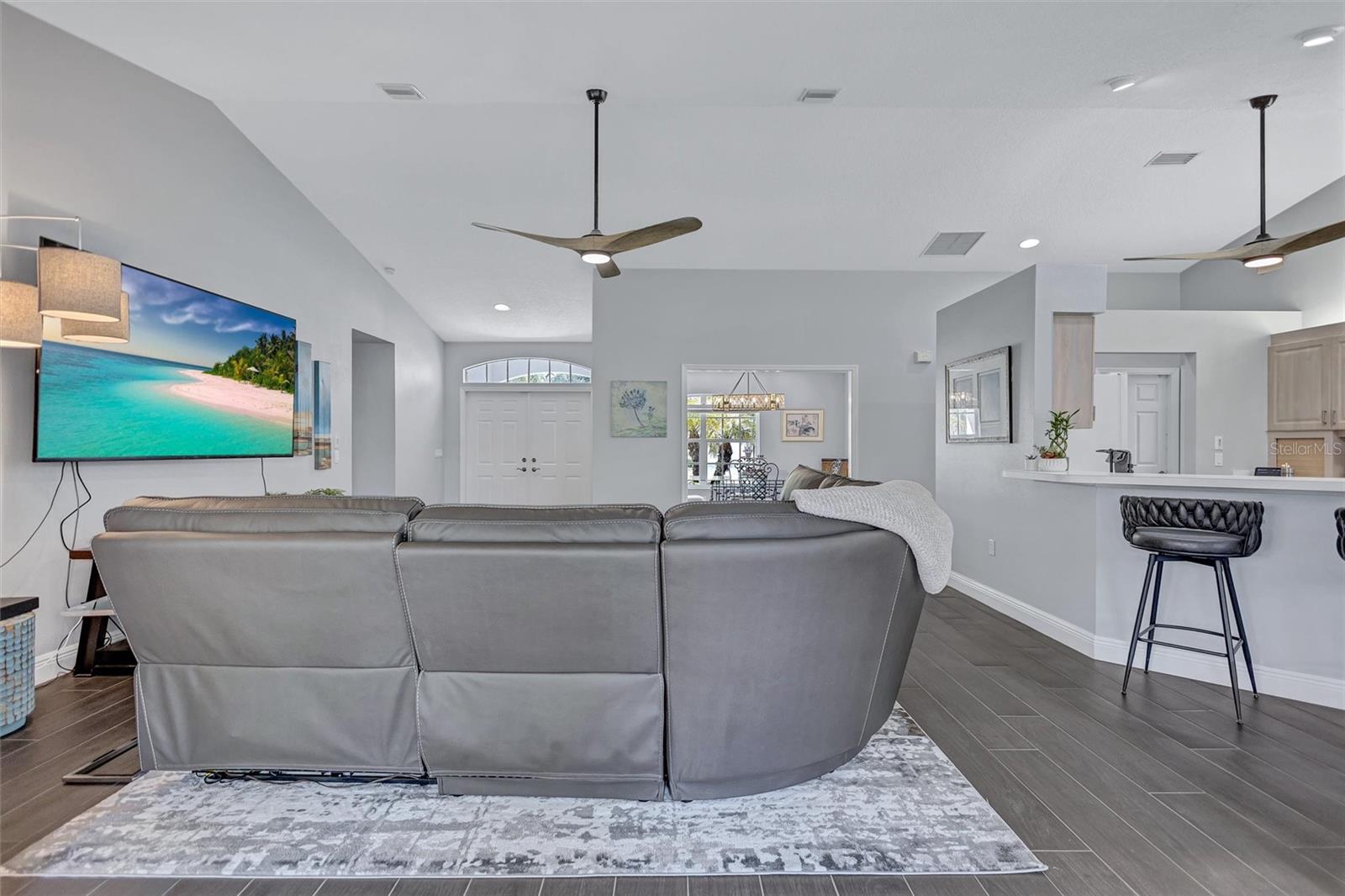 Image 11 of 68 For 2104 Tocobaga Lane