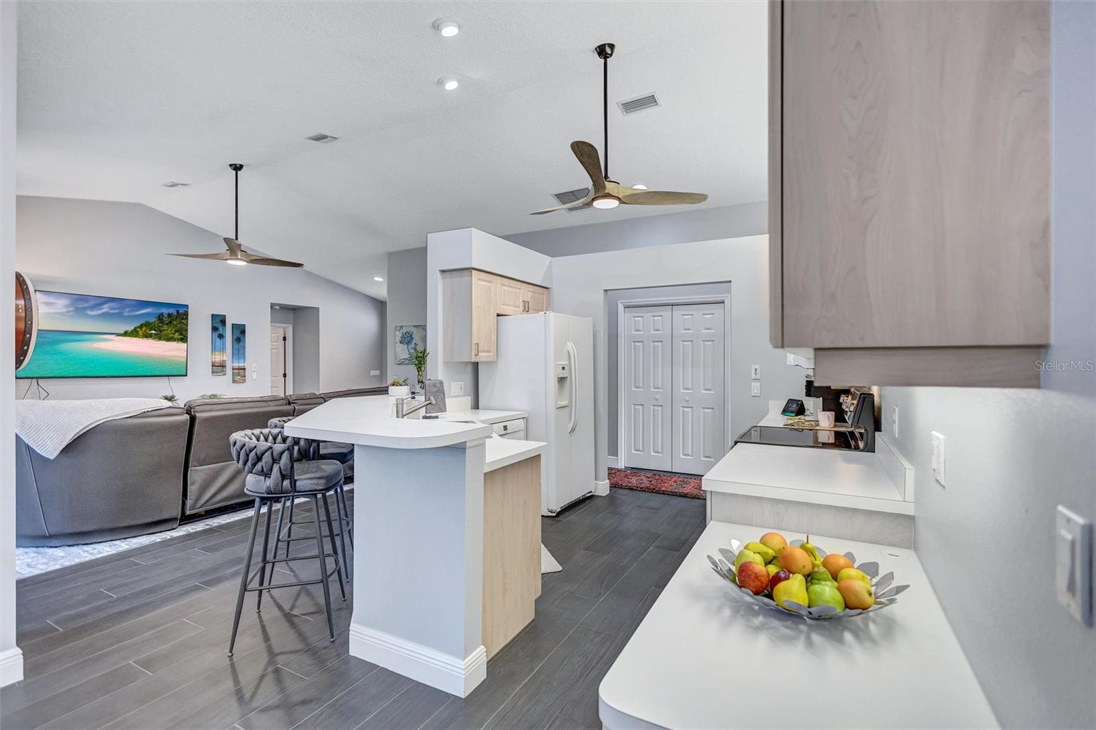 Image 14 of 68 For 2104 Tocobaga Lane