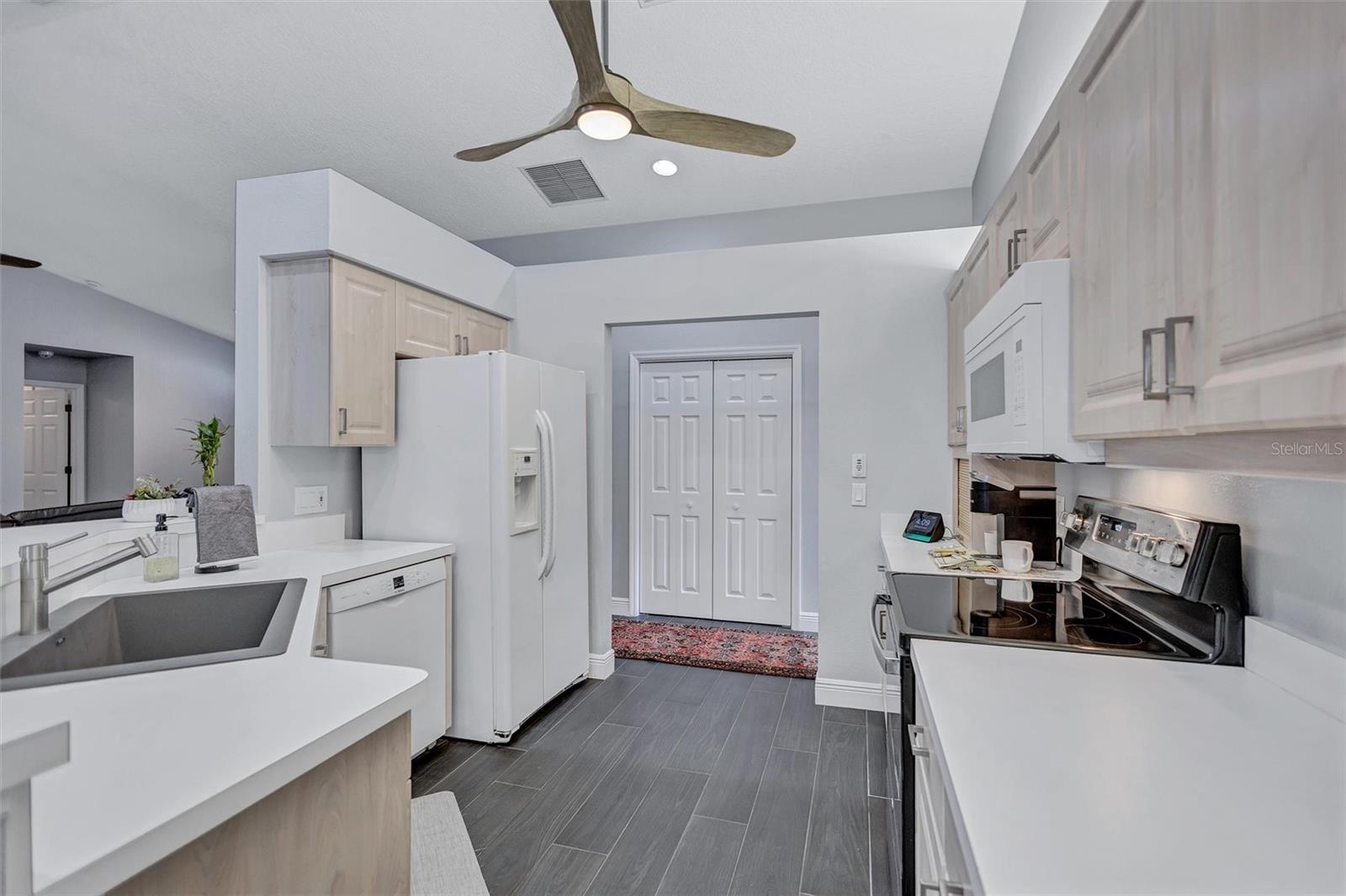 Image 15 of 68 For 2104 Tocobaga Lane