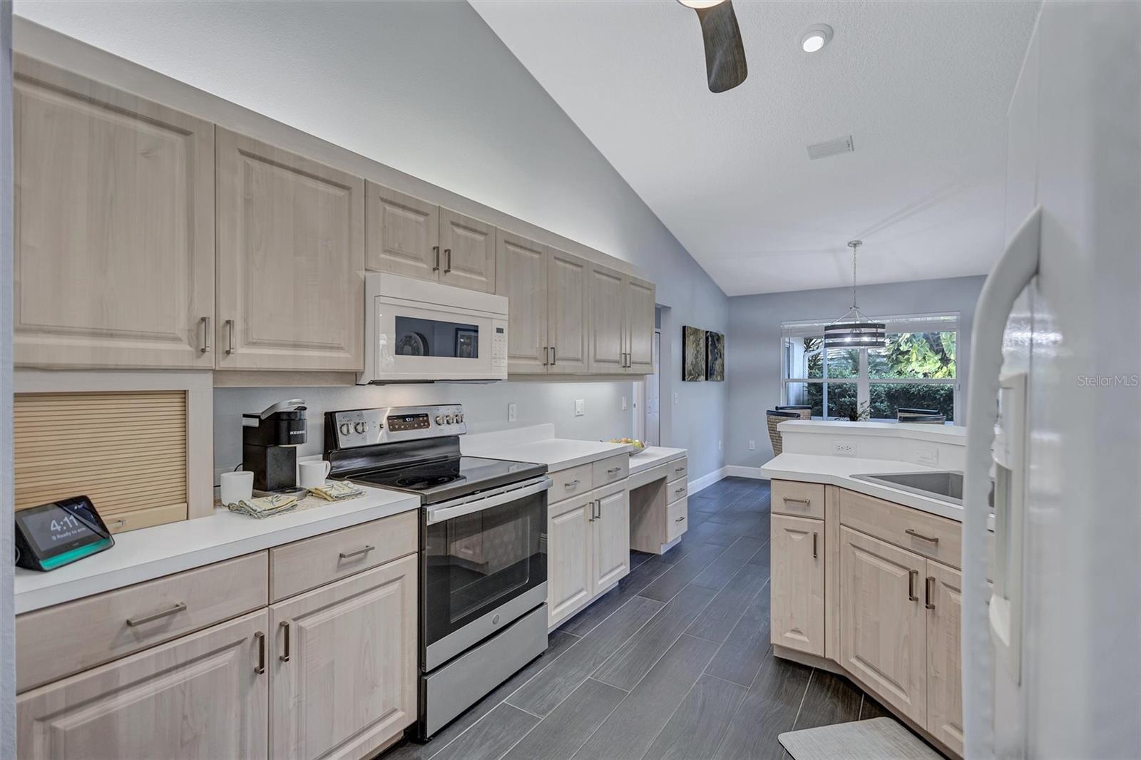 Image 17 of 68 For 2104 Tocobaga Lane