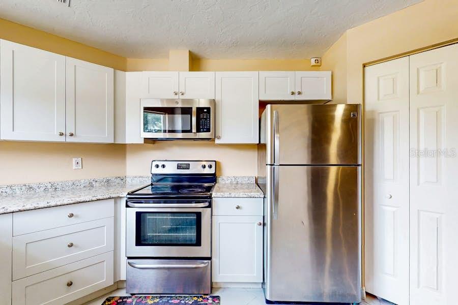 Image 13 of 26 For 6602 38th Avenue Circle W