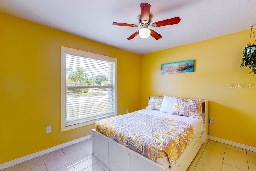 Image 18 of 26 For 6602 38th Avenue Circle W
