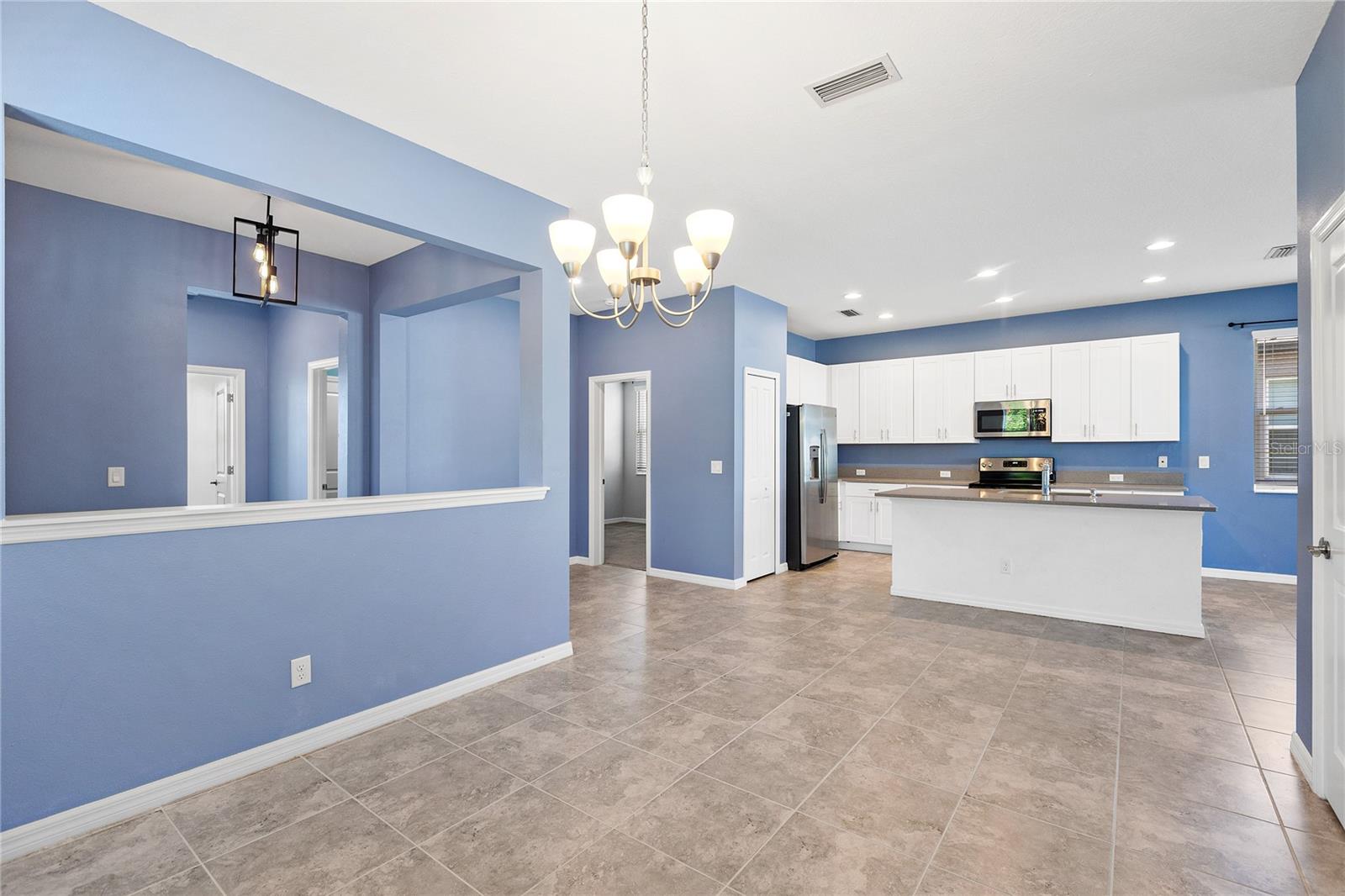 Image 13 of 33 For 8561 Whispering Street