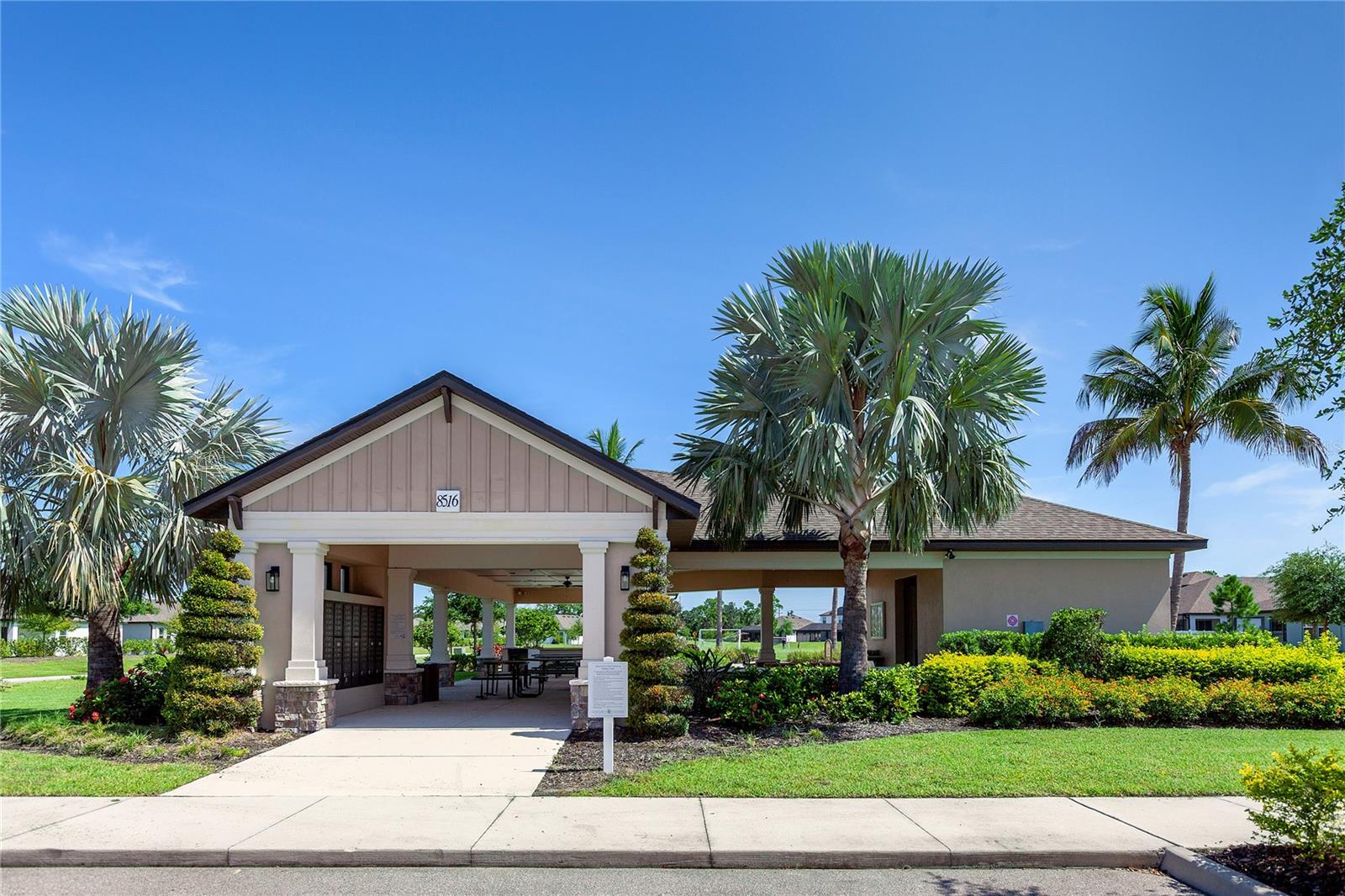 Image 33 of 33 For 8561 Whispering Street